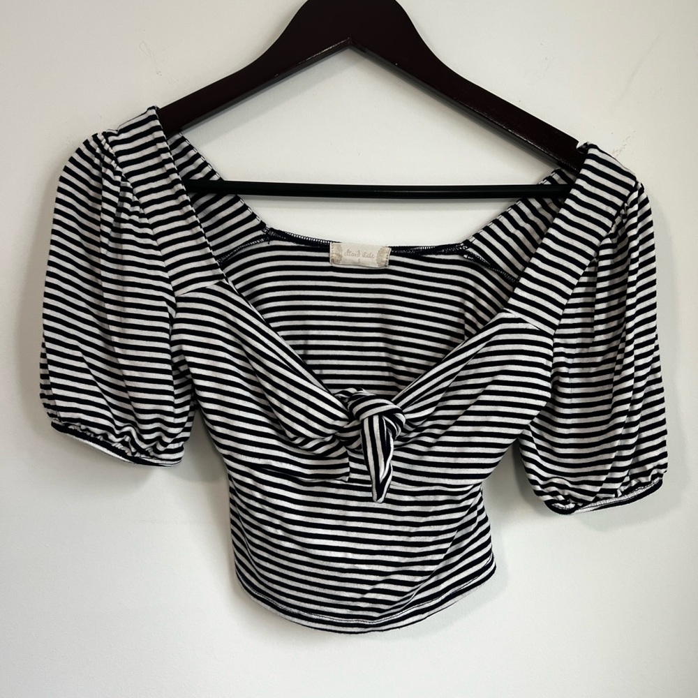 PRICE DROP💃🏻 Altar’d State | Navy stripe crop top with tie front